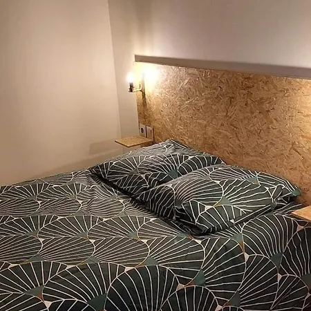 Petite * Castillon-de-Castets